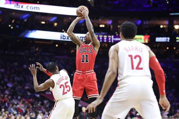 Τρεις Ταύροι πέρασαν ορμητικά από τη Φιλαδέλφεια (vids)