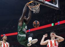 O Λεσόρ… τρίμαρε τον Ερυθρό Αστέρα, διαμόρφωσε το παιχνίδι του Παναθηναϊκού και «ξύρισε» τους προσωπικούς του αντιπάλους