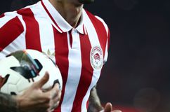 Ηλεκτρονικές απάτες για την επετειακή φανέλα του Ολυμπιακού!