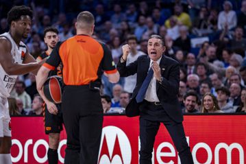 Το γεμάτο νόημα σχόλιο του Σκαριόλο για την κρίσιμη φάση στο Ζαλγκίρις-Ρεάλ (vid)