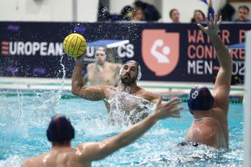 Ήττα για τον Απόλλωνα Σμύρνης από την Ντε Ακέρ στο Σεράφειο για το Conference Cup