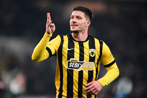 Τα νούμερα του Γιόβιτς... τρομάζουν: «Είναι θεός στον Όλυμπο για την ΑΕΚ»