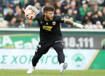 Αποβλήθηκε από το σχολείο για 15 μέρες η μαθήτρια που κατήγγειλε τον Κλέιμαν για σεξουαλική κακοποίηση!