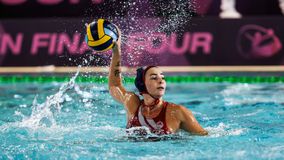 «Λύγισε» από τη Σαμπαντέλ ο Ολυμπιακός στον τελικό του Champions League