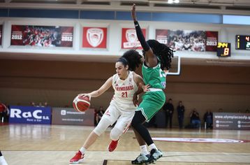 Ο Ολυμπιακός επικράτησε του Παναθηναϊκού στο ΣΕΦ και πάει για... ματς μπολ στο «Παύλος Γιαννακόπουλος»