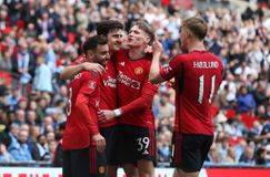 Την πρόκριση η αυτοκαταστροφική Γιουνάιτεντ, το χειροκρότημα η συγκινητική Κόβεντρι!