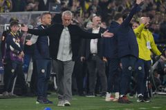 Ενοχλημένος ο Μουρίνιο με δημοσιογράφο: «Ποιος είναι ο σκοπός σου;»