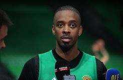 Μπράουν: «Ο Ναν αξίζει το βραβείο και θα κερδίσει μερικά ακόμα»!