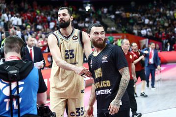 Μάικ Τζέιμς: «Θέλω να χάνει ο Ολυμπιακός γιατί οι οπαδοί του είναι αντιπαθητικοί»