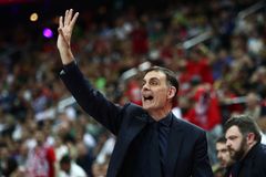 Τα «χρόνια πολλά» του Ολυμπιακού στον Μπαρτζώκα (pic)