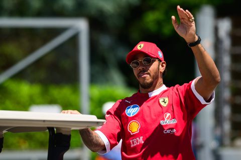 Ο επικεφαλής της Ferrari: «Σταματήστε να με ρωτάτε για την φόρμα του Χάμιλτον»