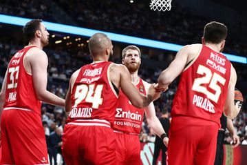 «Χαμόγελα» στην προπόνηση του Ολυμπιακού και άπαντες έτοιμοι