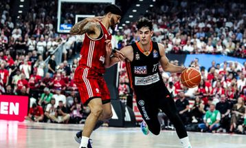 Η Ουλμ κέρδισε την Μπάγερν εκτός έδρας και απέχει μια νίκη από τον τίτλο