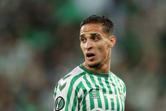 «Η Κόμο στο κόλπο της απόκτησης του Άντονι»