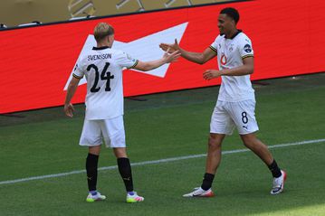 Πήρε το ματς ροντέο η Ντόρτμουντ κόντρα στη Μαμελόντι και έκανε σεφτέ στο Παγκόσμιο Κύπελλο Συλλόγων