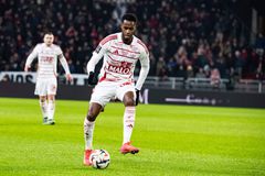 Kicker: «Ο Άρης ενδιαφέρεται για τον Εντμίλσον Φερνάντες»