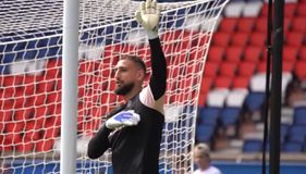 Ο Ντοναρούμα τραυματίστηκε στο κεφάλι και τον έδεσαν υπό την απειλή όπλου, σοκάρουν τα νέα στοιχεία από την διάρρηξη στο σπίτι του Ιταλού κίπερ