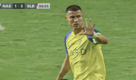 Απίθανος Κριστιάνο στα 38 του: Ζητούσε από τον προπονητή του να μην τον κάνει αλλαγή (vid)