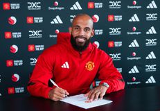 Η Μάντσεστερ Γιουνάιτεντ ανακοίνωσε τον Μπουμό