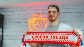 Ο Ερυθρός Αστέρας απέκτησε τον Φίλιπ Σκόμπαλι