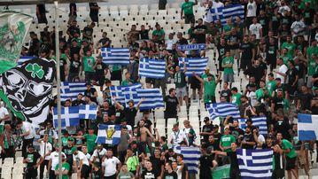 Παναθηναϊκός: Με Ελληνικές σημαίες στις κερκίδες (pics)
