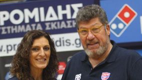 Το Περιστέρι βράβευσε τον Φάνη Χριστοδούλου (pic)