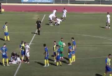 Απίθανο σκηνικό στη Γ' Εθνική: Ομάδα κατέβηκε με 9 παίκτες, δέχθηκε γκολ στα 22 δευτερόλεπτα και μετά έπεσαν κάτω 3 εξ' αυτών! (vid)