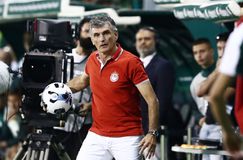 Αγκαλιά Μεντιλίμπαρ - Τζούρισιτς μετά από μεταξύ τους ένταση (vid)