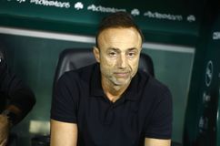 Κόντης για τις αναγκαστικές αλλαγές: «Δεν το έχω συναντήσει ξανά αυτό, είναι αδιανόητο!»