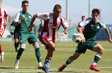 «Κόλλησαν» στο μηδέν Παναθηναϊκός και Ολυμπιακός στο ντέρμπι «αιωνίων» της Κ19