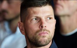 Ο Χούντελαρ βάζει την τελευταία πινελιά στην κρίση του Άγιαξ με την παραίτησή του