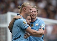 Λείπει ο Ντε Μπρόινε και ο Χάαλαντ αδυνατεί να σηκώσει κεφάλι