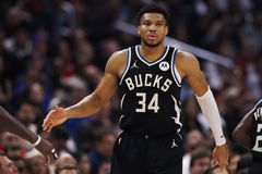 Οι Κινγκς «άλωσαν» το Μιλγουόκι παρά την αντεπίθεση του Γιάννη