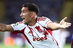 Μπαρτσελόνα: «Ο Έσε χτύπησε με το χέρι τον Κασάδο»