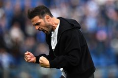 Η ηγετική ομιλία του Φάμπρεγκας στους παίκτες της Κόμο που σε κάνει να τον θες για προπονητή σου(vid)