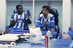 Ο Κωστούλας γνώρισε την αποθέωση από τον προπονητή του (vid)