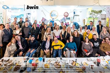 bwin και Στέγη «Φωτεινή»: Όσο μπορείς να μ’ αγαπάς...