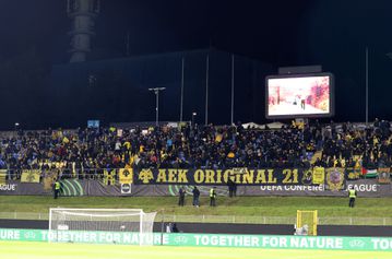 Η ΑΕΚ το παλεύει για να εξασφαλίσει επιπλέον εισιτήρια για το ματς με την Φιορεντίνα