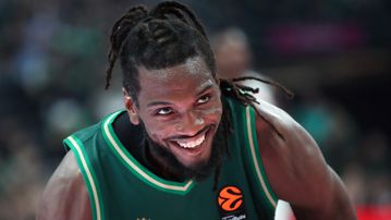 Η Euroleague αποθεώνει τον Κένεθ Φαρίντ