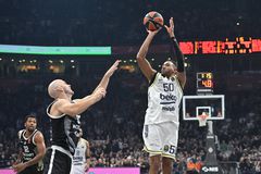 Η αγκαλιά στο Παρτίζαν-Φενέρμπατχε που είχε 14 τρόπαια Euroleague (vid)