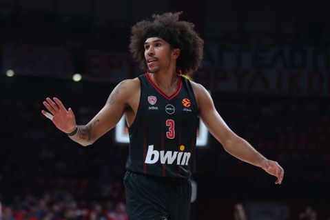 Με Γουόρντ κόντρα στην Παρί ο Ολυμπιακός - Ποιος έμεινε εκτός