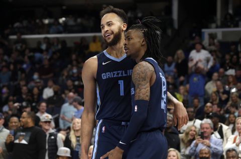 Επιβλητική νίκη των Γκρίζλις επί των Κινγκς