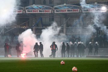 Χαμός στους «Ζωσιμάδες» πριν το ΠΑΣ Γιάννινα-Ολυμπιακός!