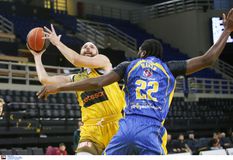 LIVE: ΑΕΚ - ΛΑΥΡΙΟ