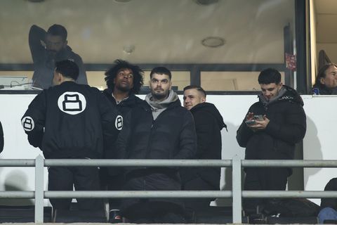 Στην Τούμπα με Ζαφείρη και Πέλκα ο Μπίσεσβαρ παρακολουθεί το ΠΑΟΚ - Παναθηναϊκός