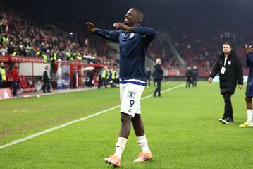 Η ανάρτηση της Κηφισιάς για το «Last Dance» του Τεττέη (pic)