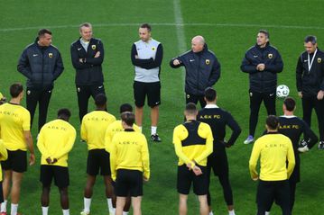 Μεγάλη ευκαιρία για κορυφή εναντίον κατάρας των... Χριστουγέννων