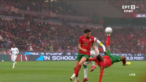 Εντυπωσιακό γκολ με ανάποδο ψαλιδάκι από τον Ελ Κααμπί στην πρεμιέρα του Κόπα Άφρικα (vid)