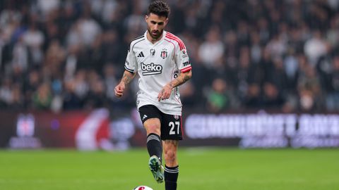 Προπονητής Μπεσίκτας για Ράφα Σίλβα: «Είναι ένα μηδενικό»