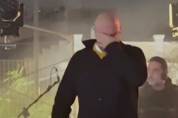 Ανατριχίλα: Ο Stavento ξέσπασε σε κλάματα για τον ΑΕΚτσή πατέρα του (vid)